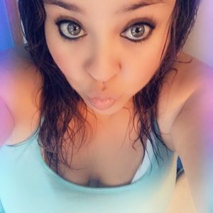 Meet your Posher, Suzy